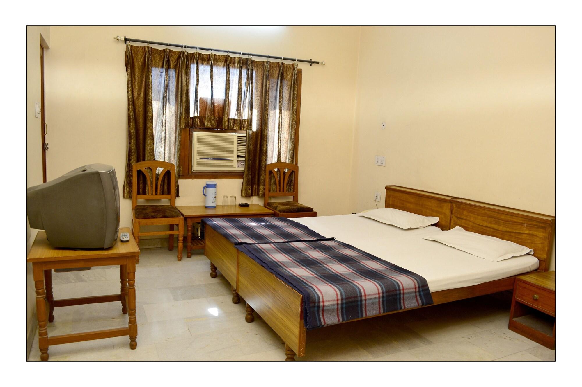 Hotel Raghav Palace 1 Km Jaipur Junction & Bus Stand Sindhi Camp Екстер'єр фото